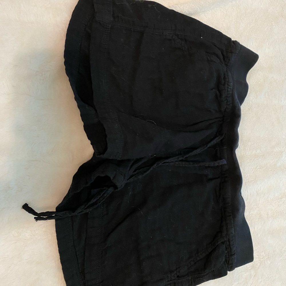 Cute black shorts
